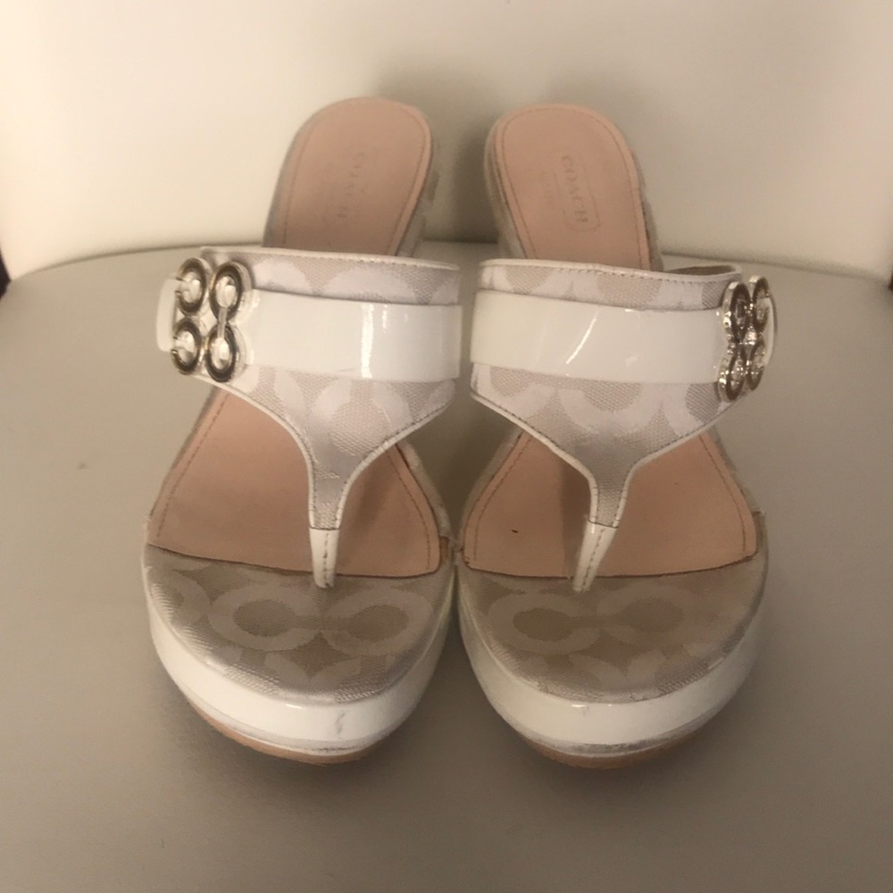 Coach Gypsy Sandals Sz 6.5 white